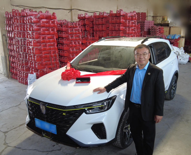 優秀員工王學友