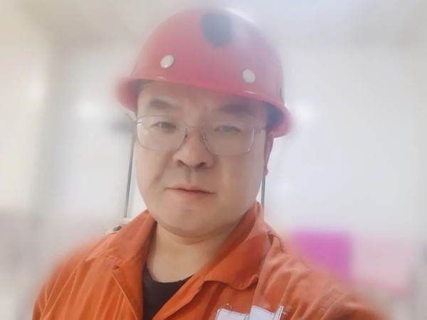 駐外基層一線，履職盡責有擔當